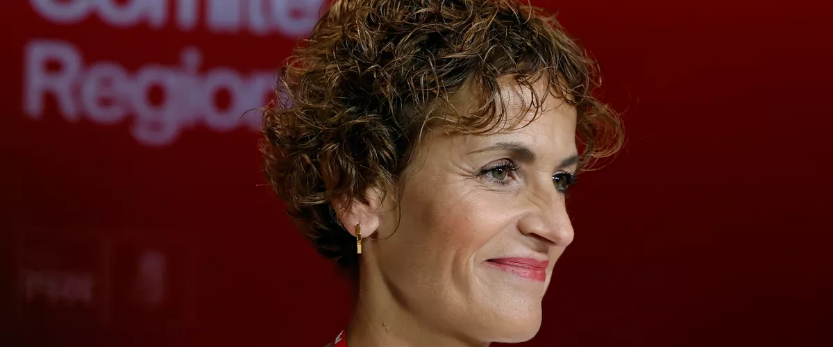 PAMPLONA, 30/05/2026.- La secretaria general del PSN y presidenta de Navarra, María Chivite, ha anunciado ante su partido que se volverá a presentar a las elecciones forales en 2027 porque sigue "creyendo en el PSOE", pese a que "no han sido fáciles" los últimos meses. Chivite ha intervenido durante el Comité Regional del PSOE en Navarra, donde ha explicado que cree en los "principios y valores" de su partido, en la "presunción de inocencia" y en la "Justicia". "Si consiguen que dudemos, habrá un ganador y no voy a permitirlo", ha dicho. La presidenta ha señalado que "no hay alternativa" a su Gobierno en Navarra, donde "los números no suman ni con la ultraderecha", al tiempo que ha llamado a la militancia socialista a combatir la polarización, defender las instituciones y afrontar un nuevo ciclo político “con más fuerza que nunca”.EFE/Jesús Diges
