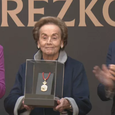 Medalla Oro Navarra Chivite y Amparo Lusarreta