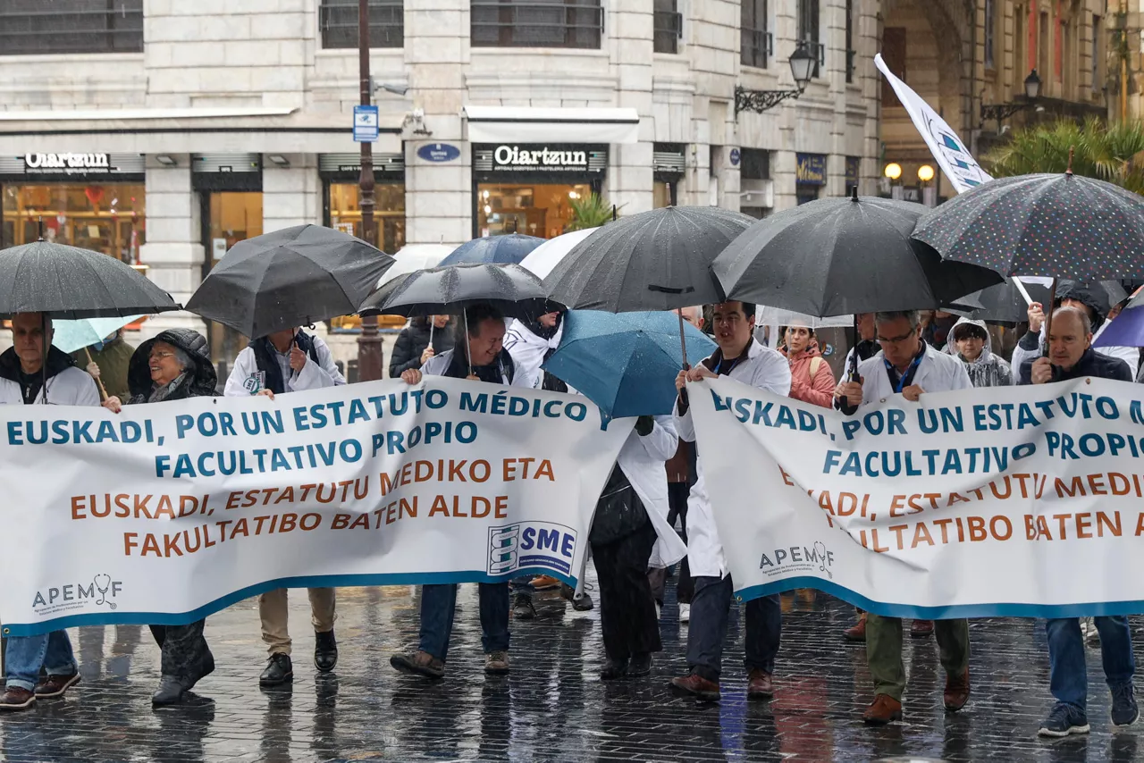 Medikuen manifestazioa Donostian
