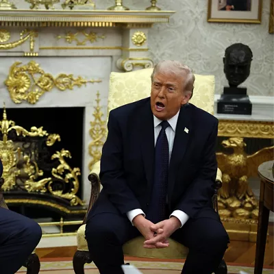 Washington, DC (USA), 03/03/2026.- US President Donald Trump (R) and German Chancellor Friedrich Merz hold a bilateral meeting in the Oval Office at the White House in Washington, DC, USA, 03 March 2026. (Alemania) EFE/EPA/SAMUEL CORUM / POOL
