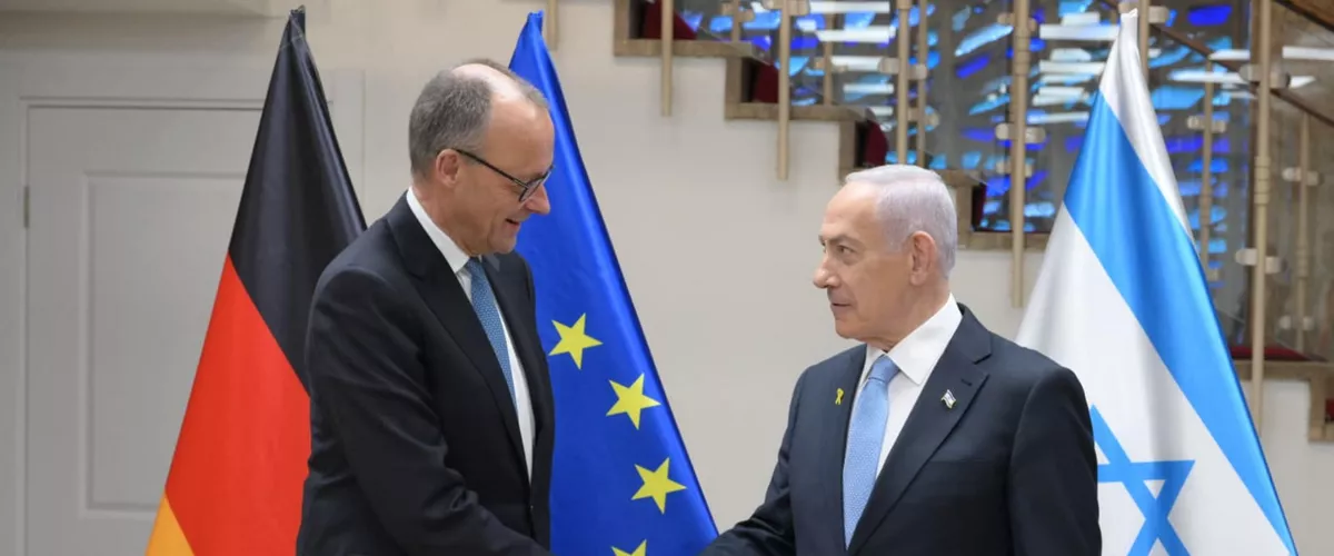 JERUSALÉN, 07/12/2025.- El canciller alemán, Friedrich Merz, y el primer ministro israelí, Benjamín Netanyahu (d), durante el encuentro que han mantenido este domingo en Jerusalén, en el marco de su visita oficial de dos días a Israel. EFE/Oficina del Primer Ministro Israelí  *****SOLO USO EDITORIAL/SOLO DISPONIBLE PARA ILUSTRAR LA NOTICIA QUE ACOMPAÑA (CRÉDITO OBLIGATORIO) *****
