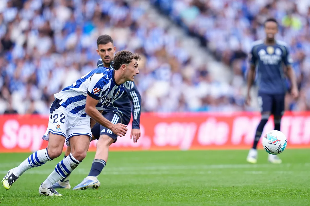 (Foto de ARCHIVO)

Mikel Goti of Real Sociedad in action during the Spanish League, LaLiga EA Sports, football match played between Real Sociedad and Real Madrid at Reale Arena on September 13, 2025, in San Sebastian, Spain.



Dennis Agyeman / AFP7 / Europa Press

13/9/2025 ONLY FOR USE IN SPAIN