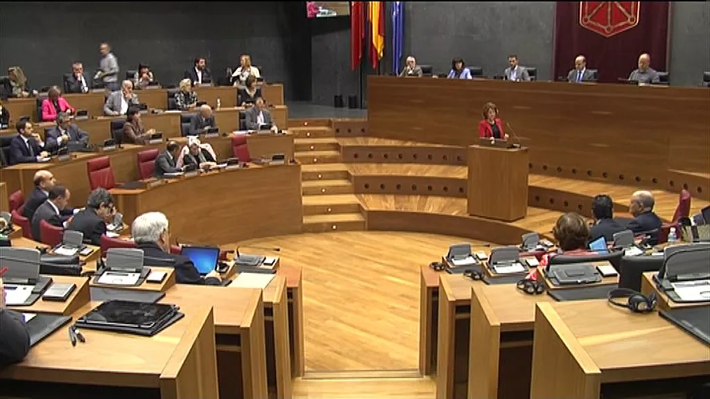 nafarroako parlamentua parlamento navarro EITB