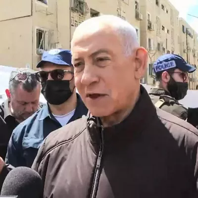 FOTODELDIA ARAD (ISRAEL), 22/03/2026.- Captura de video del primer ministro israelí, Benjamín Netanyahu, en declaraciones este domingo a un seleccionado grupo de periodistas en una visita con grandes medidas de seguridad a Arad, localidad del sur de Israel que este sábado noche sufrió un impacto de un misil iraní que dejó más de 60 heridos, entre ellos 10 graves, donde afirmó que "es hora de que los líderes del resto de los países se sumen" a la ofensiva de Israel y Estados Unidos contra Irán. EFE/Oficina del Primer Ministro de Israel -SÓLO USO EDITORIAL/SOLO USO PERMITIDO PARA ILUSTRAR LA NOTICIA QUE APARECE EN EL PIE DE FOTO (CRÉDITO OBLIGATORIO)-
