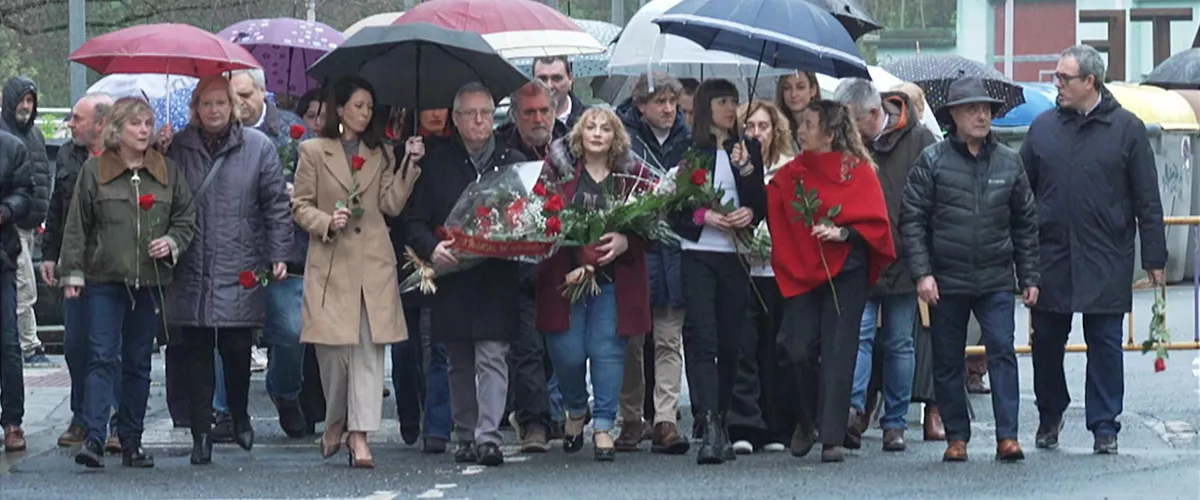 Isaias Carrasco omendu dute Arrasaten, ETAk hil zuela 18 urte bete direnean