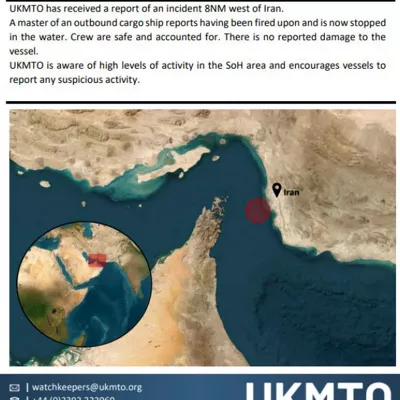 ORMUZ, 22/04/2026.- Irán atacó a tiros en las últimas horas un buque portacontenedores a 15 millas náuticas al noreste de Omán, cerca del estrecho de Ormuz, informó este miércoles la agencia británica de Operaciones Comerciales Marítimas (UKMTO, por sus siglas en inglés). Una lancha armada de la Guardia Revolucionaria iraní (IRGC, en inglés) se acercó al buque sin establecer contacto previo por vía radiofónica y abrió fuego contra él, "lo que ha causado graves daños en el puente de mando", indicó el organismo, que recopila información sobre ataques a buques en la guerra de Irán. Toda la tripulación "se encuentra a salvo" y "no se han registrado incendios ni repercusiones medioambientales", añadió la agencia, con sede en el Reino Unido. EFE/ UKMTO - SOLO USO EDITORIAL/SOLO DISPONIBLE PARA ILUSTRAR LA NOTICIA QUE ACOMPAÑA (CRÉDITO OBLIGATORIO) -
