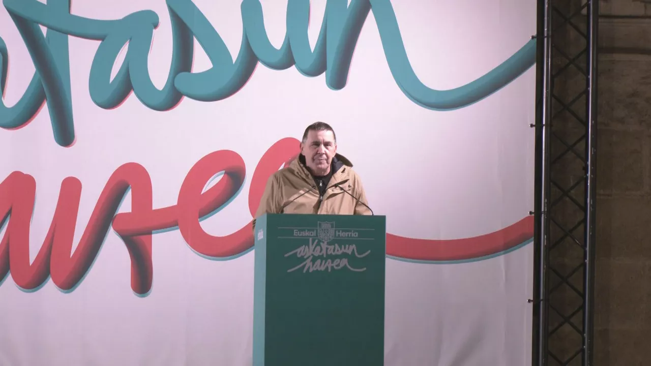 EH Bildu reafirma su compromiso político y social ante el avance del autoritarismo