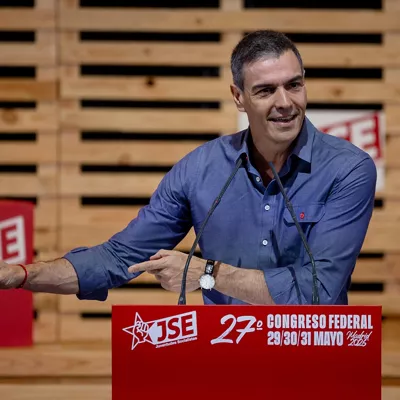 MADRID, 31/05/2026.- El presidente del Gobierno y secretario general del PSOE, Pedro Sánchez, durante su participación en la clausura del 27ª Congreso de JSE, este domingo en Madrid. EFE/Daniel González

