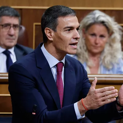 MADRID (ESPAÑA), 20/05/2026.- El presidente del Gobierno, Pedro Sánchez durante su intervención este miércoles en el pleno del Congreso tras la imputación del expresidente José Luis Rodríguez Zapatero en la causa de Plus Ultra, que ha causado conmoción en el PSOE y rearma al PP en su campaña de oposición al jefe del Ejecutivo. EFE/Chema Moya
