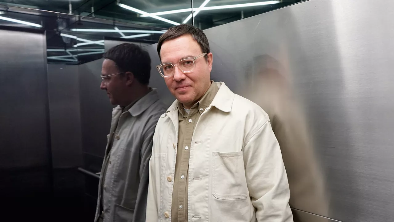 Pepo Márquez "Antineutral" liburuaren egilea					