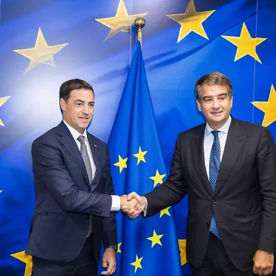 El Lehendakari, Imanol Pradales, con Raffaele Fitto, vicepresidente ejecutivo de la Comisión Europea de Cohesión y Reformas



REMITIDA / HANDOUT por JON RODRIGUEZ BILBAO

Fotografía remitida a medios de comunicación exclusivamente para ilustrar la noticia a la que hace referencia la imagen, y citando la procedencia de la imagen en la firma

14/10/2026