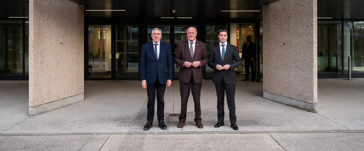 Imanol Pradales lehendakaria Ardatz Atlantikoaren koordinatzailearekin bildu da Burdeosen (Frantzia), Abiadura Handiko Trenaren lanak azkartzeko