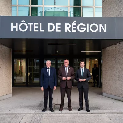 Imanol Pradales lehendakaria Ardatz Atlantikoaren koordinatzailearekin bildu da Burdeosen (Frantzia), Abiadura Handiko Trenaren lanak azkartzeko