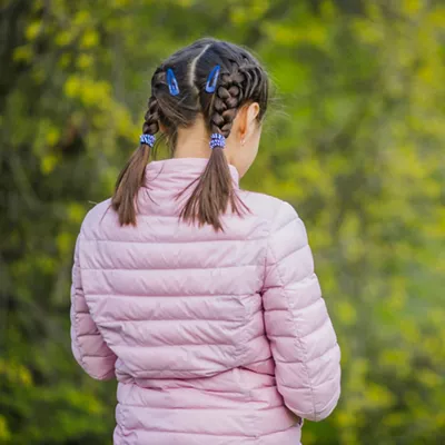 neska haurra niña