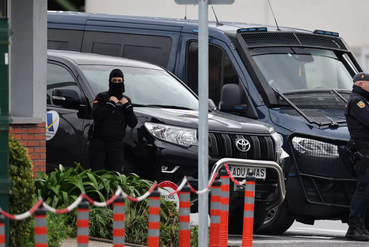 Miaketa Sidenorren Basauriko lantegian