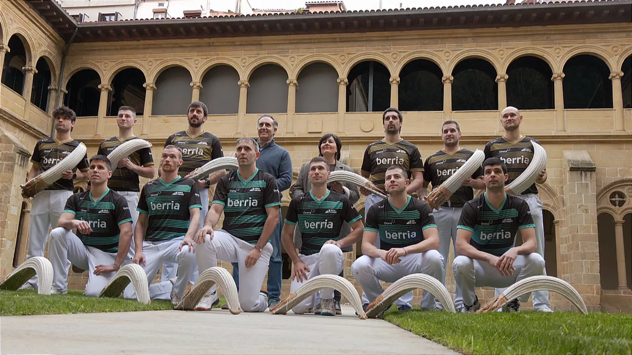 Berria-Erremonte-txapelketa-aurkezpena