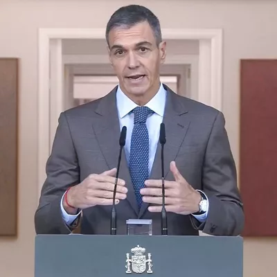 Madrid (Spain), 05/10/2026.- A handout video grab made available by the Office of the Prime Minister of Spain shows Spain's Prime Minister Pedro Sanchez announcing early elections for 29 November 2026, during a televised address in Madrid, Spain, 05 October 2026. (Elecciones, España) EFE/EPA/Office of the Prime Minister of Spain / HANDOUT (MANDATORY CREDIT)HANDOUT EDITORIAL USE ONLY/NO SALES
