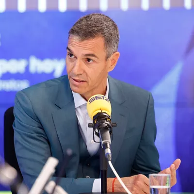 MADRID, 31/08/2026.- El presidente del Gobierno, Pedro Sánchez, ha asegurado este lunes que tanto el Centro del Inteligencia como la Policía Nacional disponían de "informes de situación" en la frontera de Ceuta en días previos, pero no de la "magnitud" ni la "gravedad" de lo aconteció los días 30 y 31 de julio.En una entrevista en la cadena Ser, el presidente ha explicado que en días previos a la entrada masiva de unos 72.000 migrantes en Ceuta, se celebraron diferentes reuniones entre las instituciones ceutíes y administración general encabezadas por la Delegación del Gobierno. EFE/SER/Luis Miguel González **SOLO USO EDITORIAL/SOLO DISPONIBLE PARA ILUSTRAR LA NOTICIA QUE ACOMPAÑA (CRÉDITO OBLIGATORIO)***
