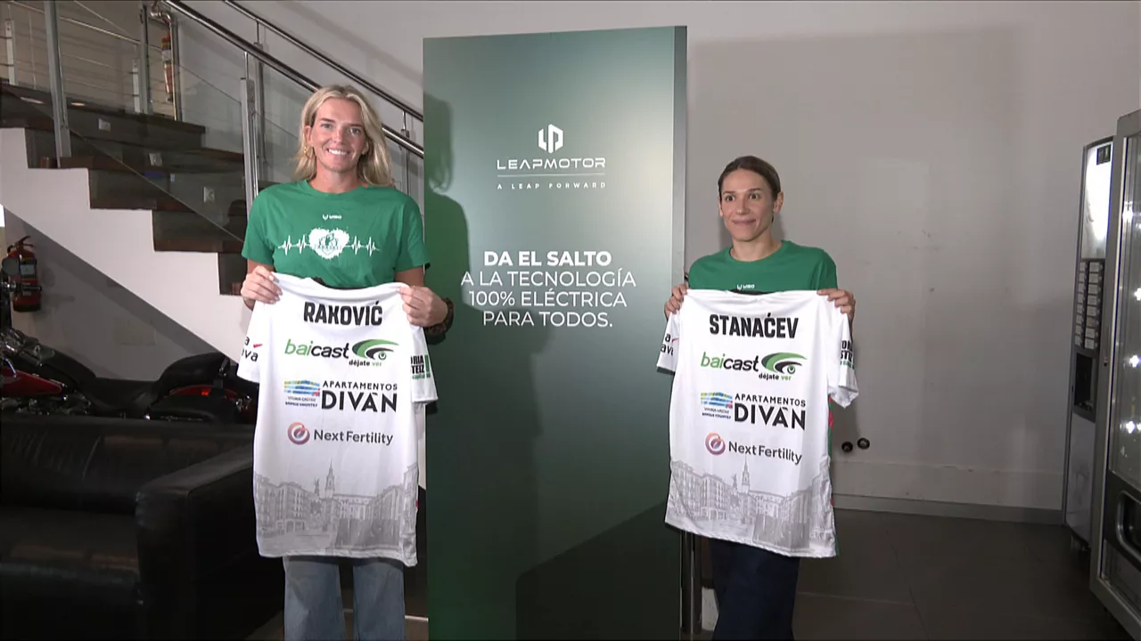 Aleksandra Stanacev eta Kristina Racovic 