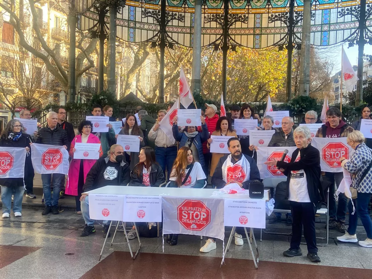 Stop desahucios Donostia