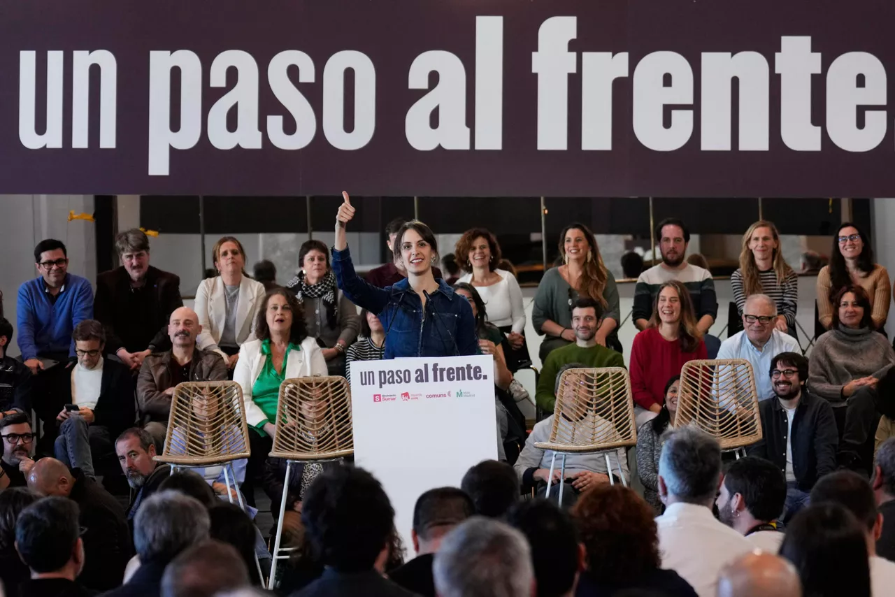 MADRID, 21/02/2026.- La portavoz de Más Madrid en el Ayuntamiento, Rita Maestre, durante la presentación de la nueva coalición entre Movimiento Sumar, IU, Más Madrid y los comunes este sábado en el Círculo de Bellas Artes de Madrid. EFE/ Borja Sánchez-Trillo

