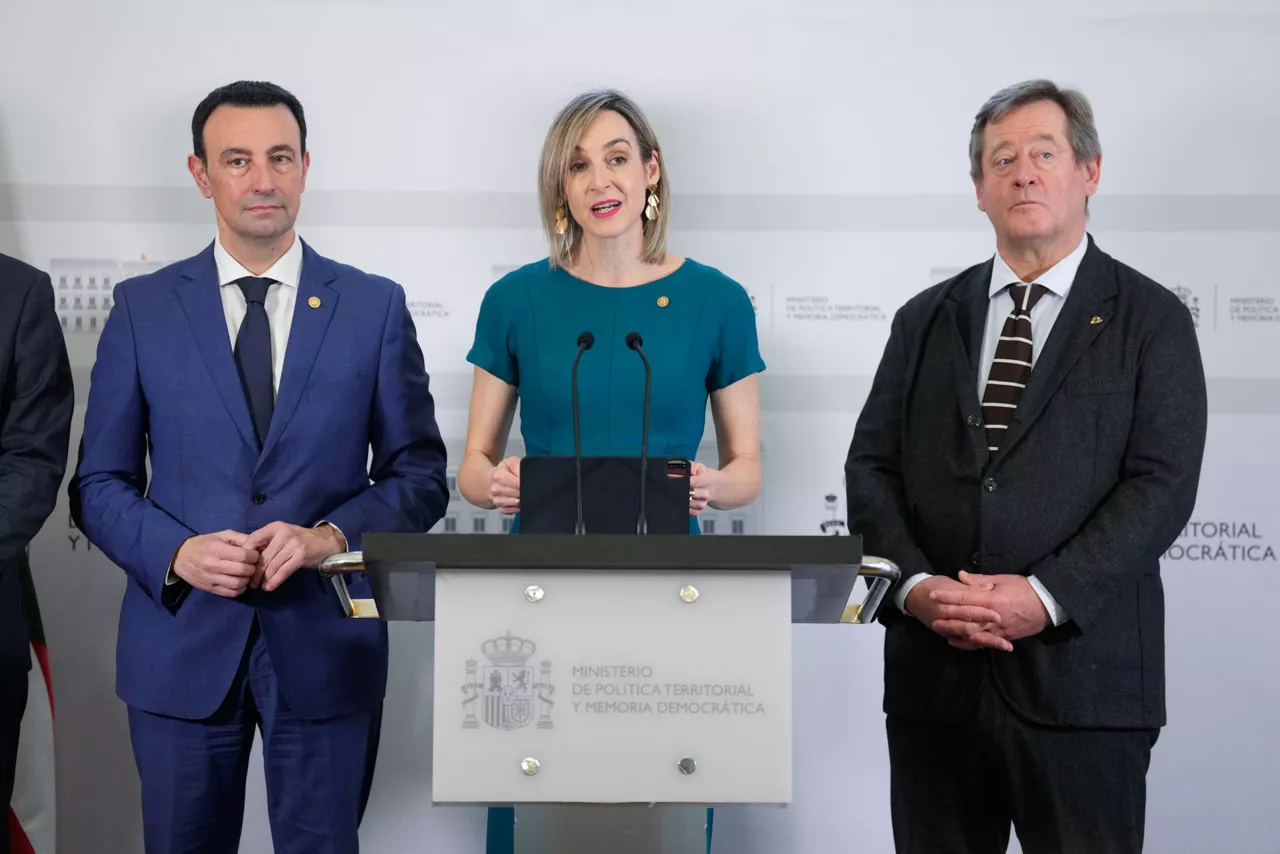 Transferentzien akordioaren ostean maria ubarretxenaren prentsaurrekoa