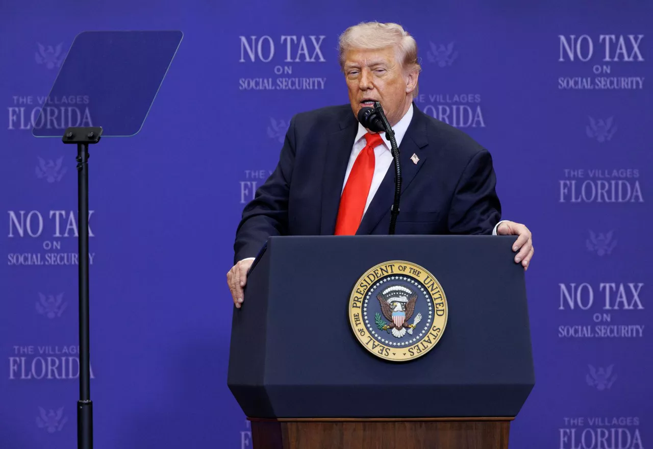 THE VILLAGES (United States), 02/05/2026.- US President Donald J. Trump delivers remarks during an event with seniors in The Villages, Florida, USA, 01 May 2026. Trump outlined tax proposals for retirees, including a senior deduction aimed at reducing taxes on Social Security benefits and other retirement-related measures. EFE/EPA/CRISTOBAL HERRERA-ULASHKEVICH

