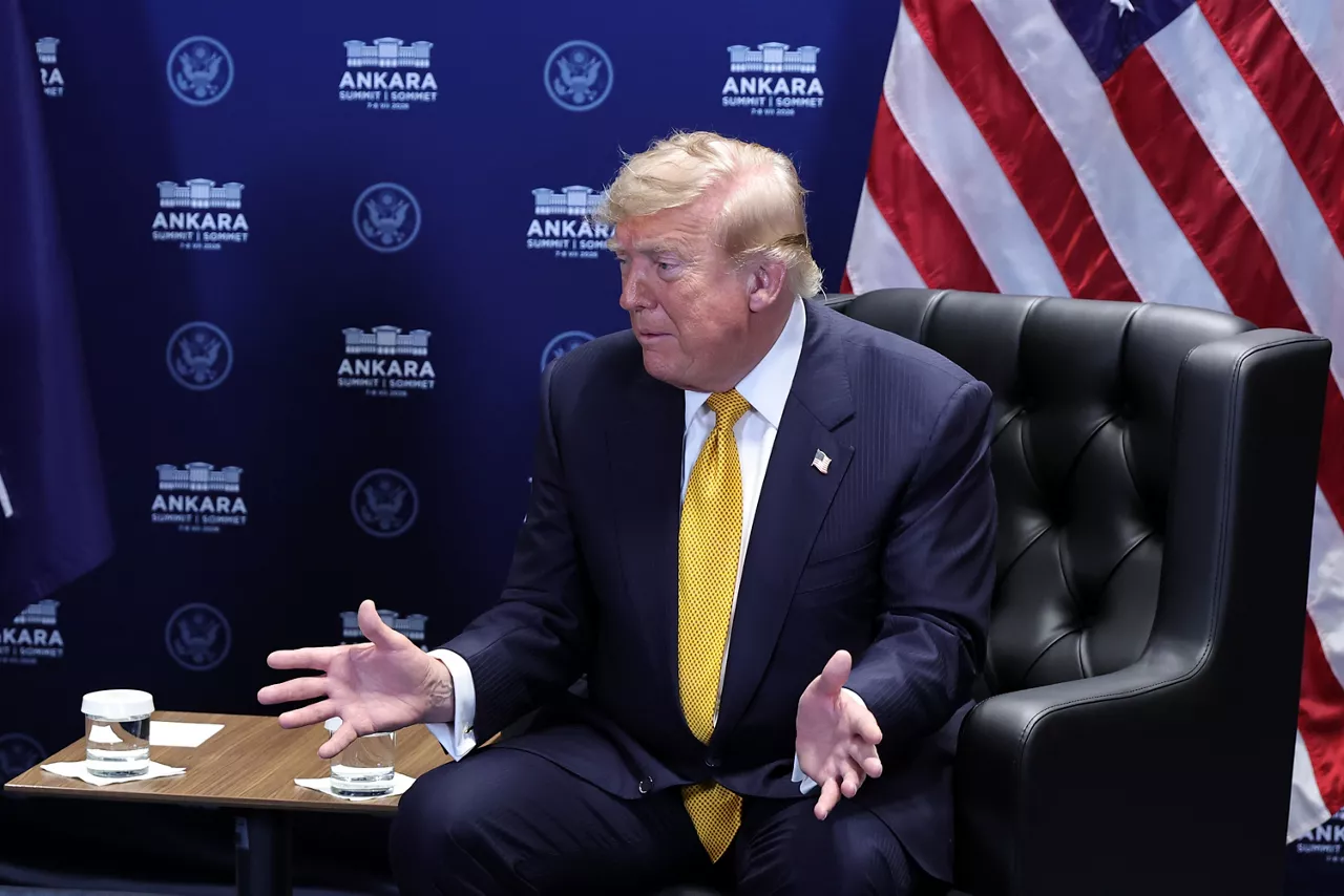 ANKARA (Turkey), 08/07/2026.- US President Donald Trump speaks during a meeting with NATO Secretary General Mark Rutte (not pictured) on the sidelines of the NATO summit in Ankara, Turkey, 08 July 2026. The NATO Summit takes place from 07-08 July. (Turquía) EFE/EPA/FILIP SINGER / POOL
