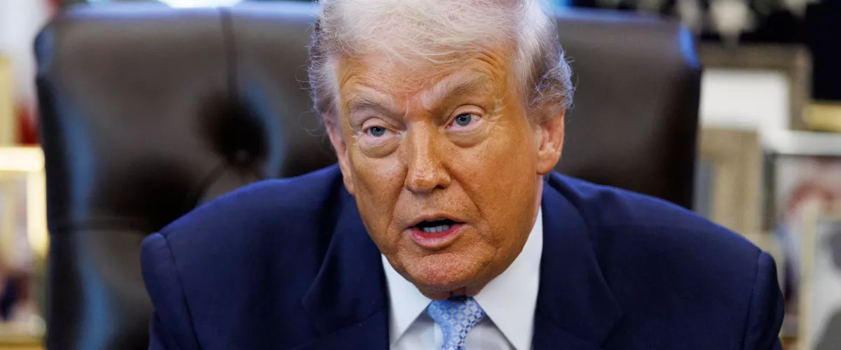 WASHINGTON (United States), 17/11/2025.- US President Donald Trump speaks during a meeting with White House Task Force on the FIFA World Cup 2026 at the White House in Washington, DC, USA, 17 November 2025. EFE/EPA/WILL OLIVER / POOL
