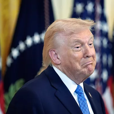 Washington, DC (United States), 17/12/2025.- US President Donald Trump participates in a Hanukkah reception in the East Room at the White House in Washington, DC, USA, 16 December 2025. EFE/EPA/YURI GRIPAS / POOL
