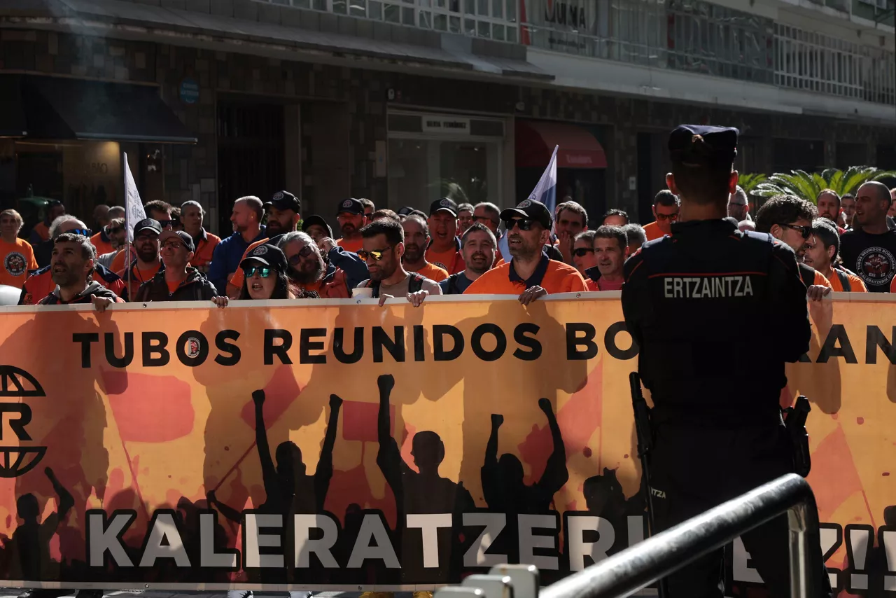 tubos reunidos manifestazioa bilbo 
