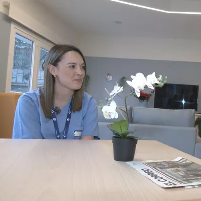 Bost urte dira COVID-19aren aurkako lehen txertoak jarri zituztenetik