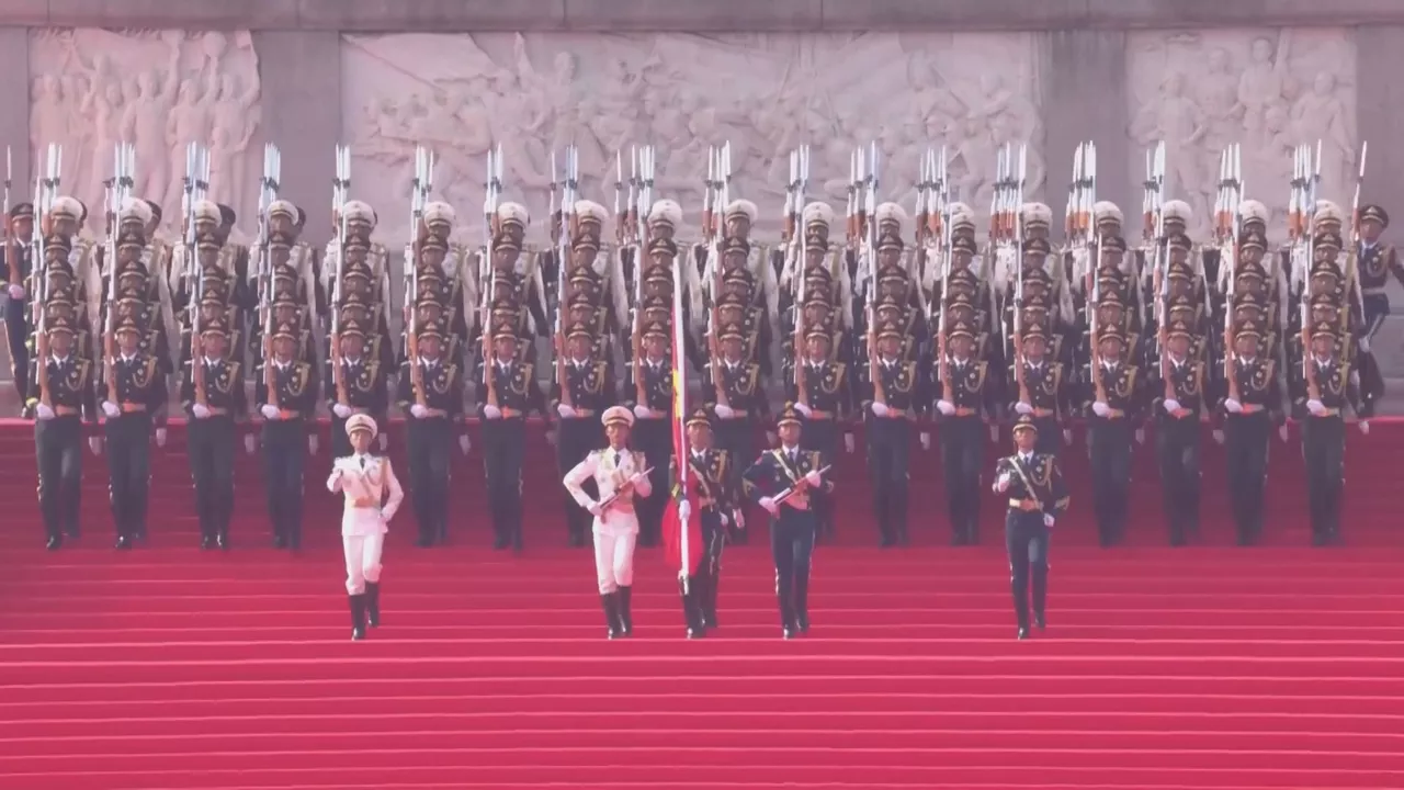 China saca músculo en un gran desfile militar para celebrar el 80º aniversario del fin de la II Guerra Mundial