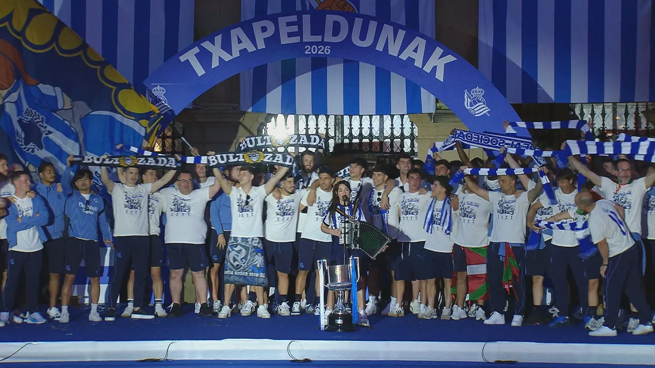Sune-txoriak-txori-Copa-Real-celebracion