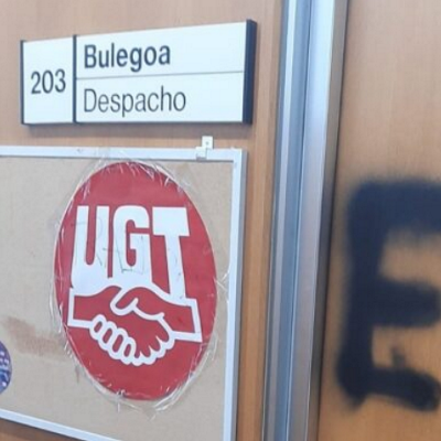 UGT pintada EHUko Arabako kanpusean