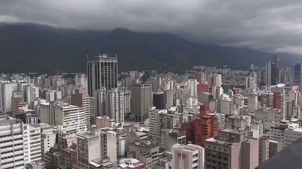 AEBk Venezuelaren aurka egindako erasoak nazioarteko zuzenbidearen arau guztiak hautsi dituela diote adituek