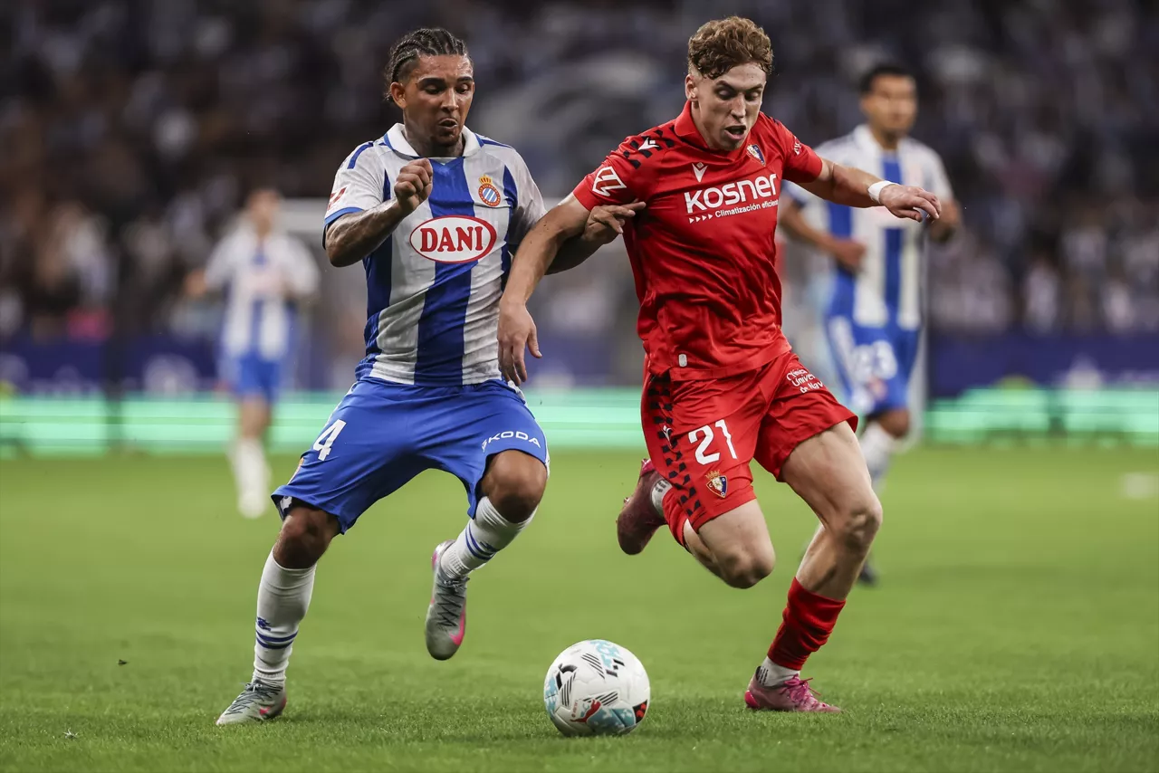 Victor Muñoz, traspasado al Liverpool