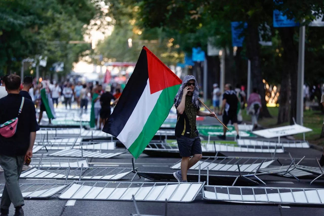 Protesta en Madrid durante La Vuelta. Foto: EFE