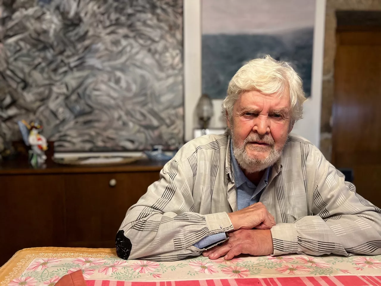 (Foto de ARCHIVO)

Xosé Manuel Beiras, histórico dirigente nacionalista, posa para una entrevista con Europa Press en junio de 2023 para posicionarse sobre el voto para el 23 de julio, elecciones generales.



EUROPA PRESS

13/6/2023