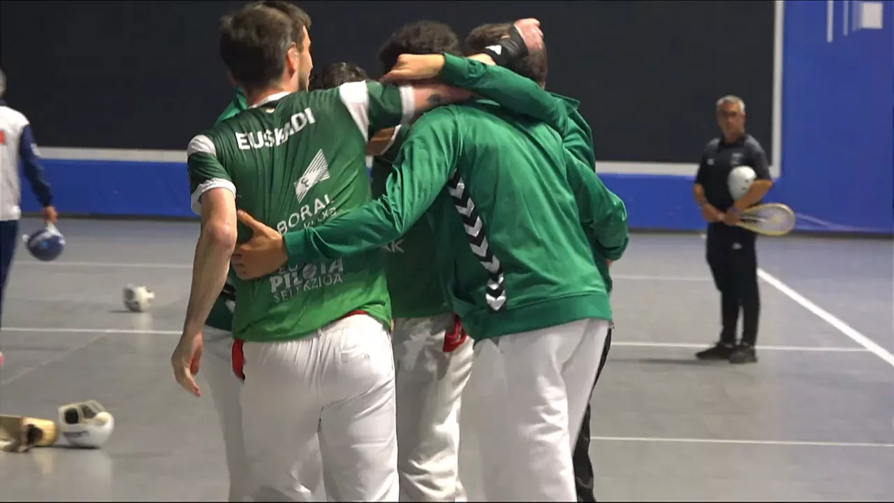 Oro-parejas-cesta-punta-Euskal-Selekzioa-Mundial-Pelota