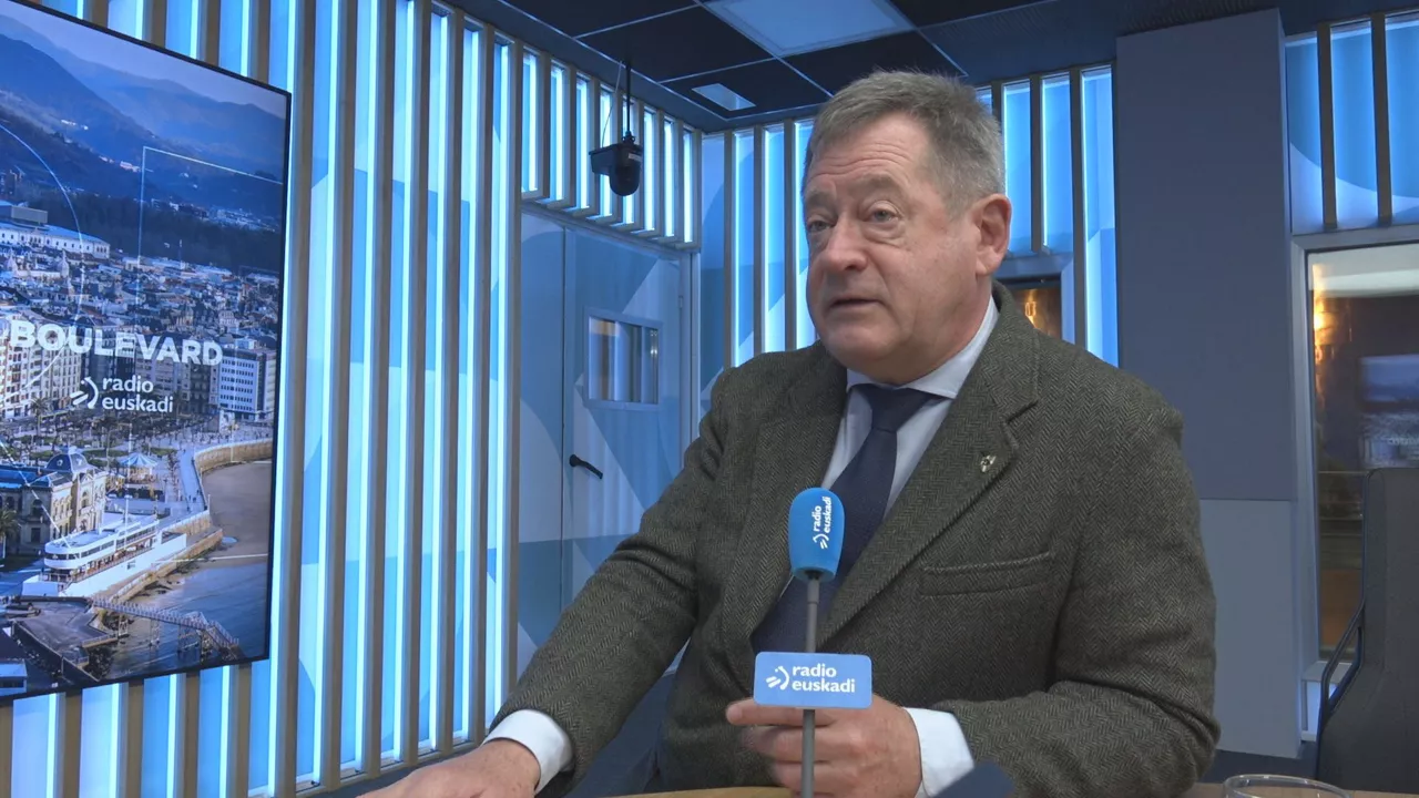 El consejero de Seguridad del Gobierno Vasco Bingen Zupiria ha sido entrevistado en el programa "Boulevard" de Radio Euskadi